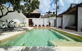 Aalada Playa del Carmen